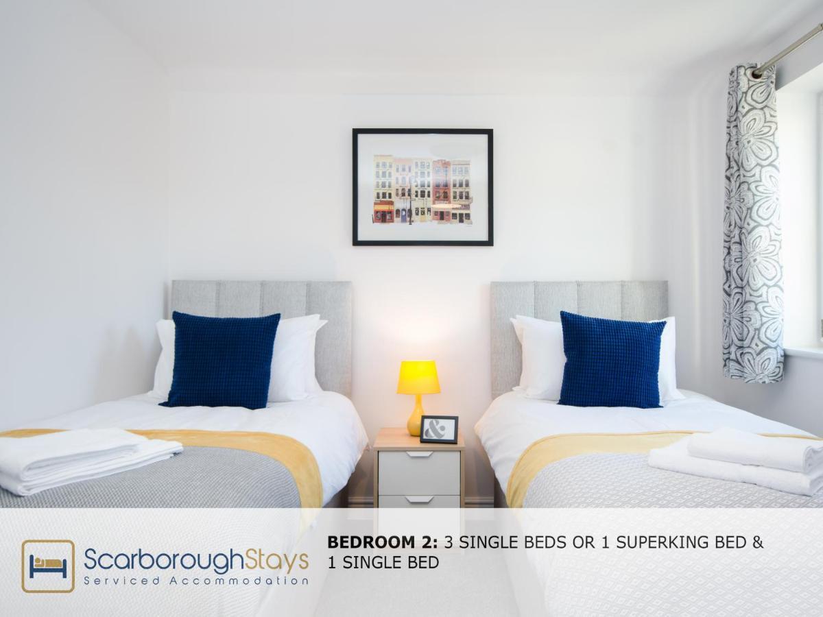 Hibernia Place, 3 Bedroom Townhouse With Patio & Seating Area - Free Parking Scarborough Luaran gambar