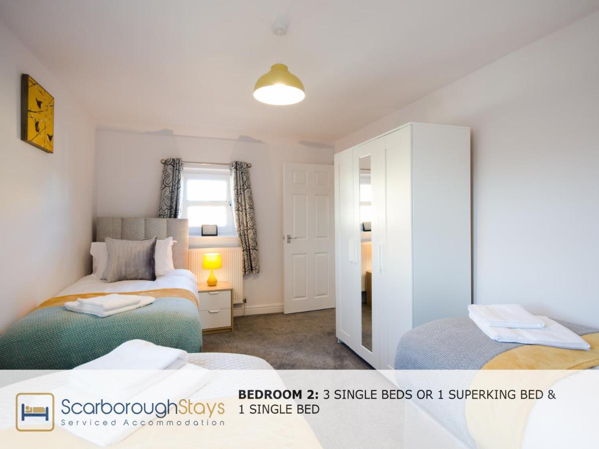 Hibernia Place, 3 Bedroom Townhouse With Patio & Seating Area - Free Parking Scarborough Luaran gambar
