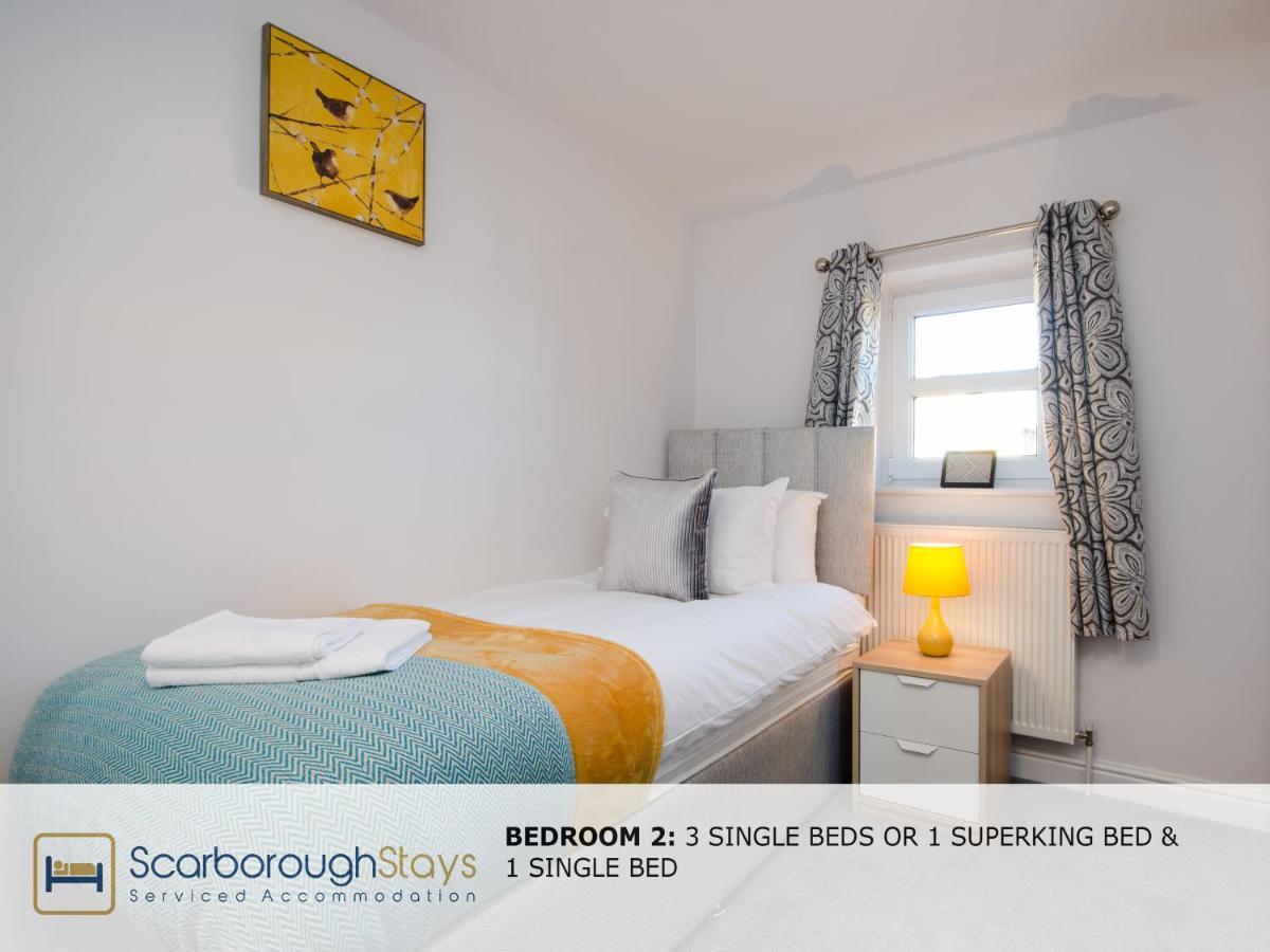 Hibernia Place, 3 Bedroom Townhouse With Patio & Seating Area - Free Parking Scarborough Luaran gambar